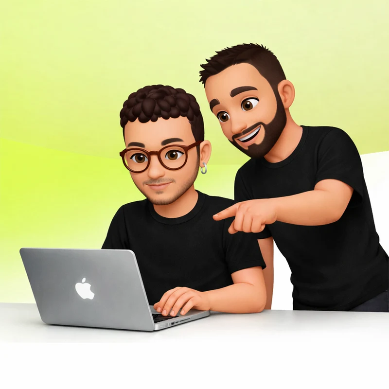 Lluc y Alex revisando entregas